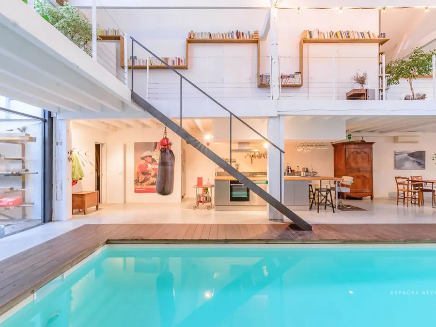 Loft en duplex avec piscine intérieure et terrasses