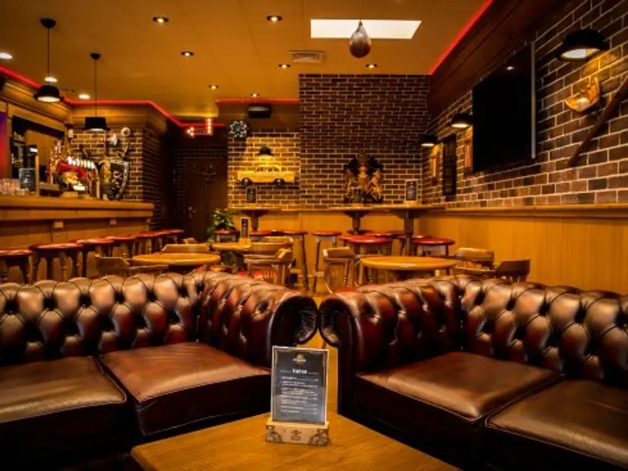 Un bar à cocktails & tapas Marseillais