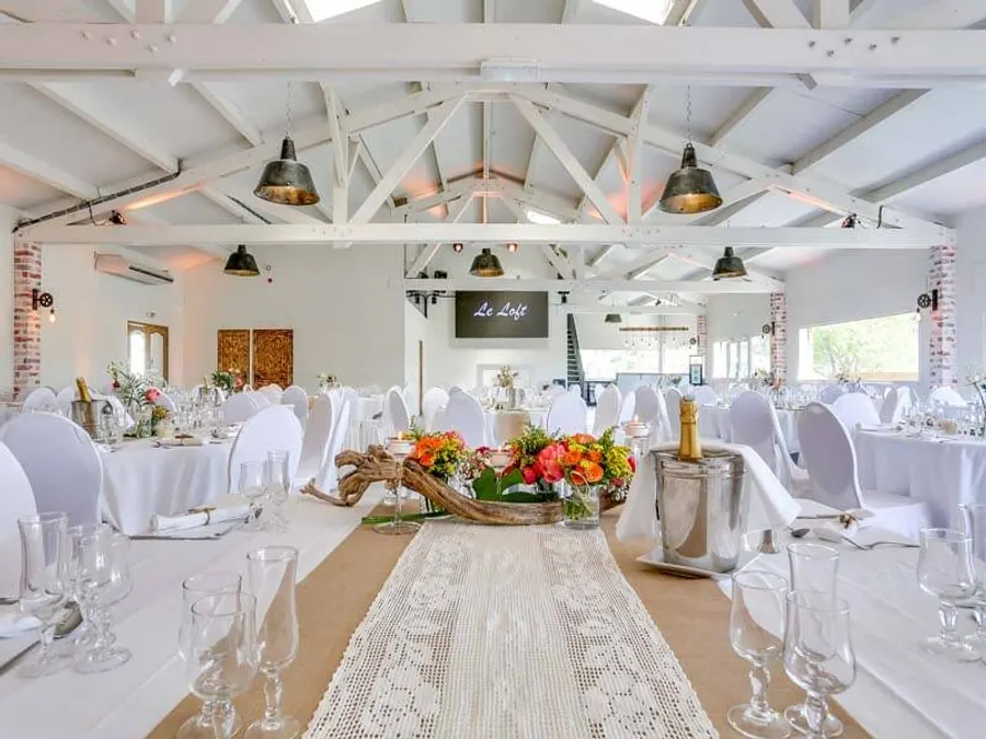 Un loft à Marseille idéal pour les anniversaire & les mariages