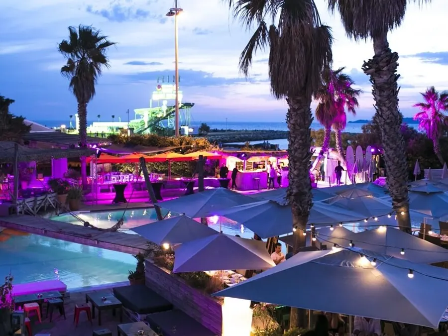 Un restaurant à thème à Marseille, atypique et luxueux